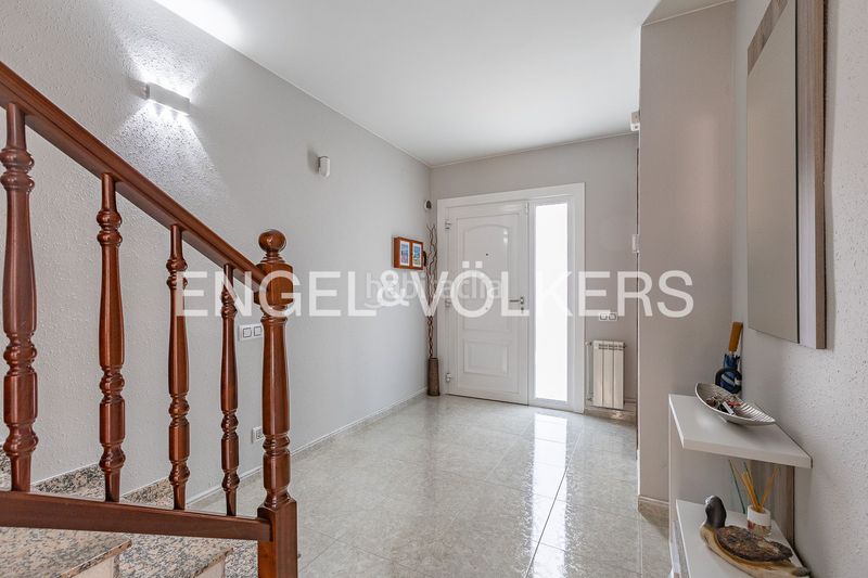 Foto bfeec6cd-3f14-4d01-93e4-49f38d99a536. Casa amb calefacció aparcament a Ca n´Oriol Rubí