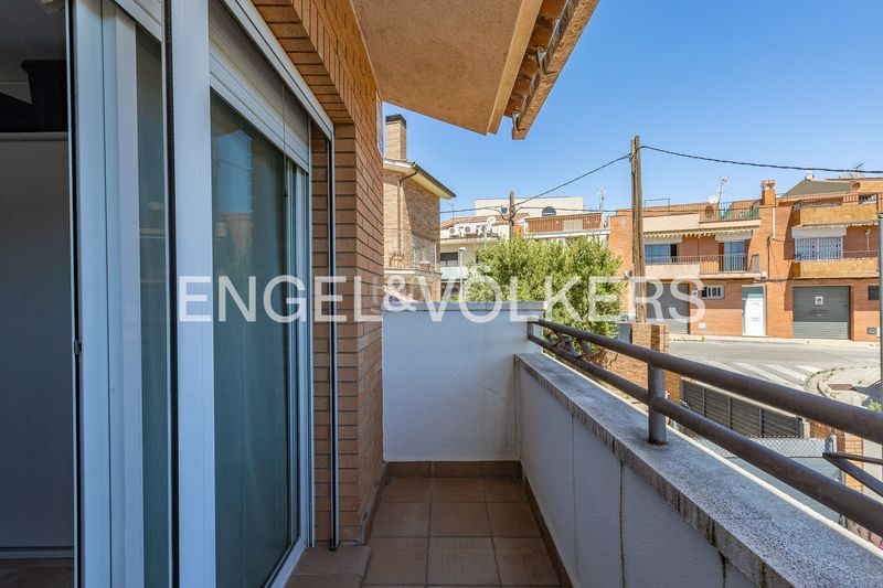 Foto 6b1d8451-f928-4763-b2c1-2472dd76878c. Casa amb calefacció aparcament a Ca n´Oriol Rubí