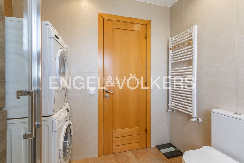 Foto a229857d-960b-4be3-9459-d331d28415bc. Casa amb calefacció aparcament a Ca n´Oriol Rubí