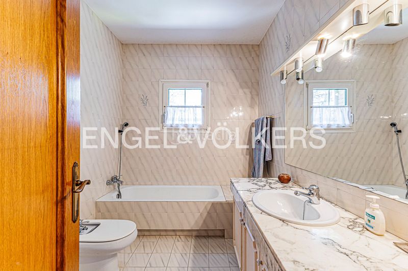 Foto 53a067f8-e906-4d37-972e-f47cd93883ce. Casa tradición, elegancia y calidad en una propiedad singular en Begues