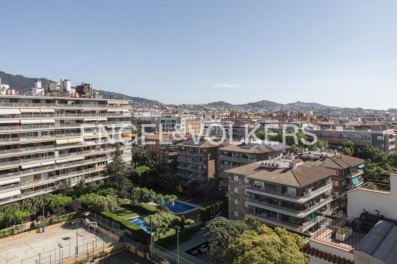 Foto 4c6111bb-ee09-4491-8c77-ab950dd54c4e. Pis amb calefacció aparcament a Pedralbes Barcelona