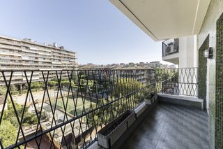Pis a Pedralbes. Luminoso piso en pedralbessanta amèlia en finca con encanto