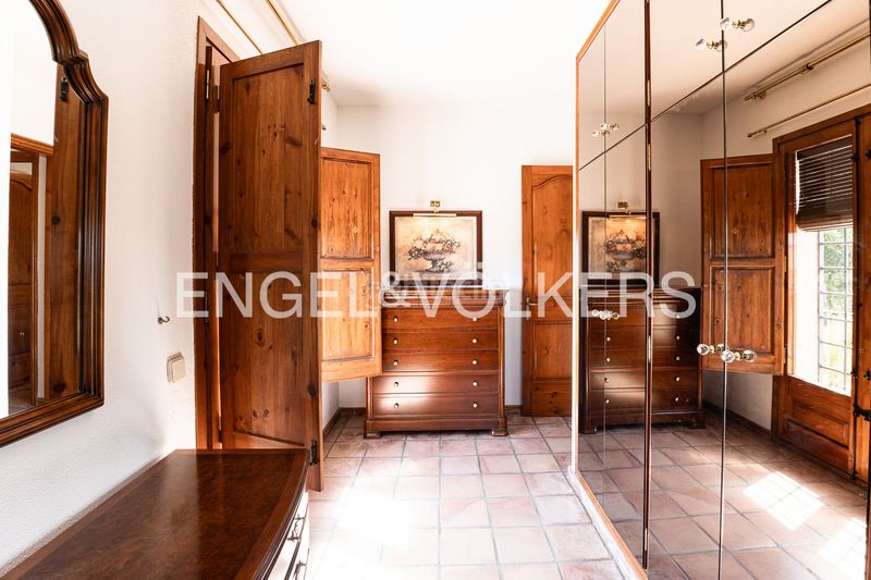 Foto 876e632b-551f-4d25-89e3-830338b90310. Masía exclusiva finca rústica con olivar y masia en corró damunt en Franqueses del Vallès (Les)