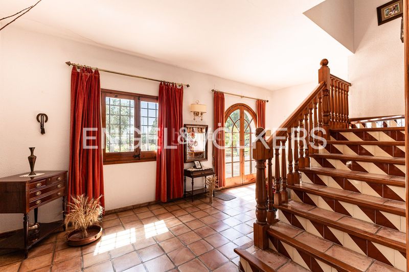Foto 9f5be72b-c837-4aeb-82f5-173273e39f5c. Masía exclusiva finca rústica con olivar y masia en corró damunt en Franqueses del Vallès (Les)