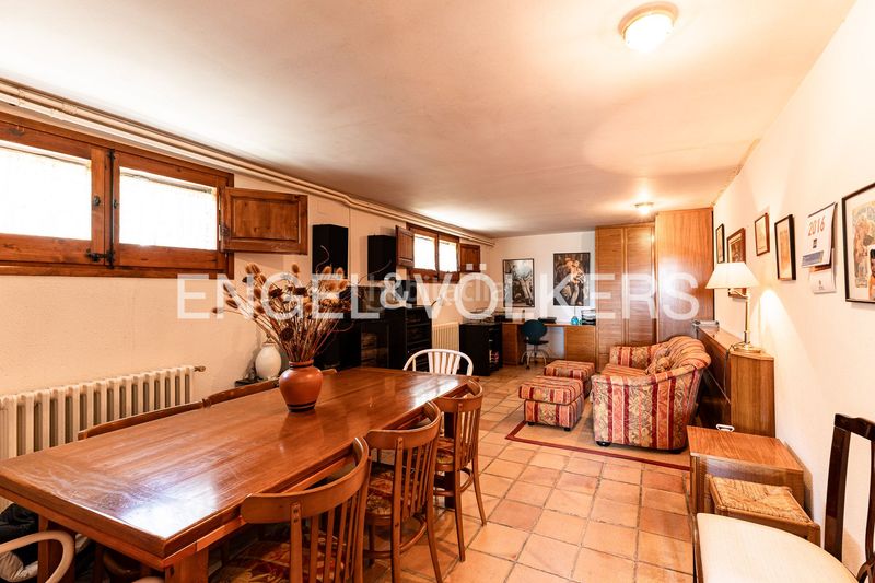 Foto d409e2d4-abeb-4ddb-bfc9-e06b45f7d5c2. Masía exclusiva finca rústica con olivar y masia en corró damunt en Franqueses del Vallès (Les)