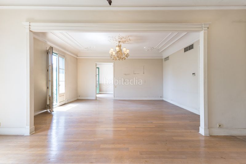 Foto da0f192c-2f3c-4a83-895d-6e004d963208. Pis amb calefacció a Dreta de l´Eixample Barcelona