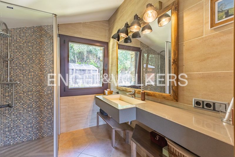 Foto 5e9c9b74-d814-4348-9603-e485049d0229. Casa amb calefacció aparcament a Llanars