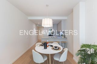 Flat in El Parc i la Llacuna del Poblenou. Vivienda luminosa con terraza en poblenou en un tercero real
