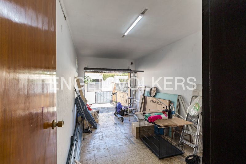 Foto 6af1b6da-d698-4883-a450-8b3888990470. Casa amb calefacció aparcament a Nucli Urbà Esparreguera