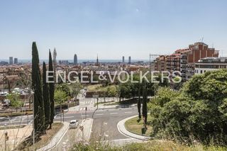 Flat in Navas. Piso recién reformado de 3 habitaciones listo para entrar a vivi
