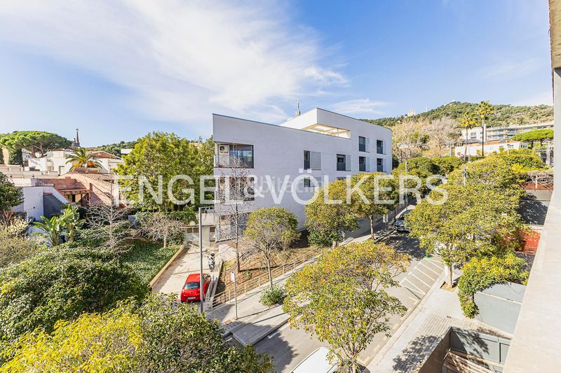 Foto 1584bfc6-a1f6-4bbf-bbd4-5b83ffd5b7c9. Casa amb calefacció aparcament a Sant Gervasi - Bonanova Barcelona