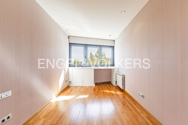 Foto 3360cfb5-8991-4a18-a230-c270bdb28bd2. Casa amb calefacció aparcament a Sant Gervasi - Bonanova Barcelona