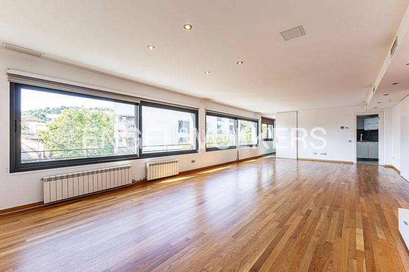 Foto d8f97fe0-bbc3-4428-b401-50b98d741045. Casa amb calefacció aparcament a Sant Gervasi - Bonanova Barcelona