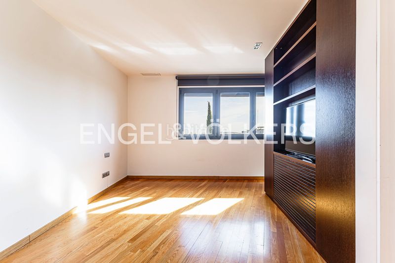 Foto ec829258-3ac6-4240-9d9b-94eef8fd6d31. Casa amb calefacció aparcament a Sant Gervasi - Bonanova Barcelona