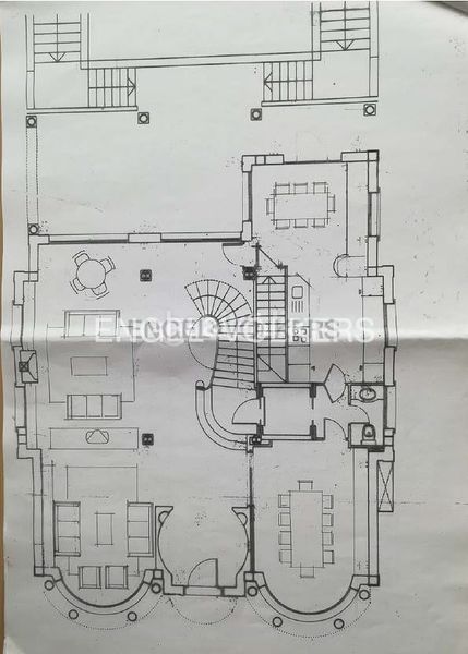 Foto 3d495419-c2ac-4f6c-9235-b15727cc9e44. Casa amb calefacció aparcament piscina a Sant Gervasi - Bonanova Barcelona