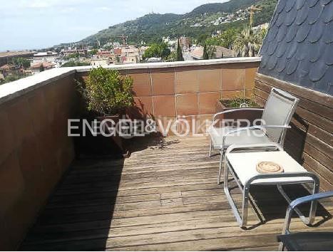 Foto 5d9a9e9b-1740-4df5-a1ce-806118fde40a. Casa amb calefacció aparcament piscina a Sant Gervasi - Bonanova Barcelona