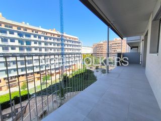 Miete Etagenwohnung in Sant Andreu de Palomar. Espectacular piso con terraza