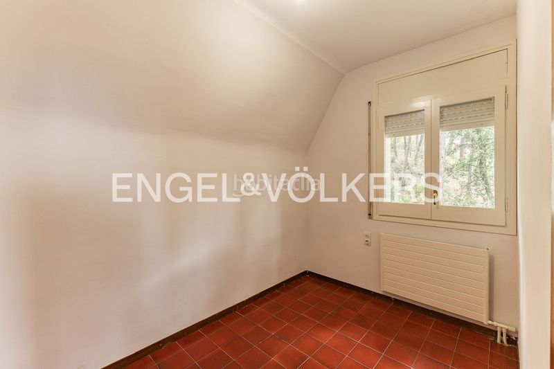 Foto ab374e97-18f9-40d3-bb54-9c596744662a. Casa amb calefacció aparcament a Cabrils