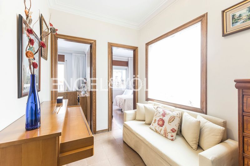 Foto a03d4ca9-b206-4e50-9d30-f74ae1f6857c. Casa adossada amb calefacció aparcament a Can Baró Barcelona