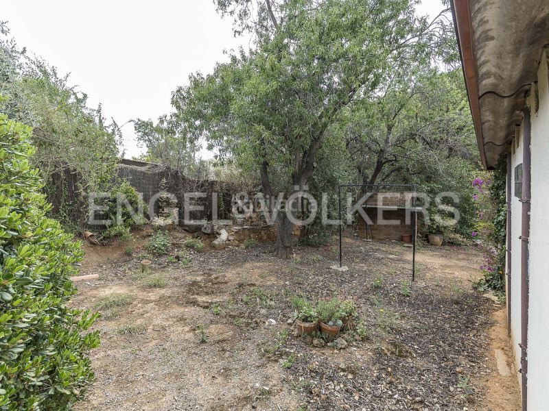 Foto 132e3d48-1f81-4ad3-88b3-2f95555b2862. Terreny residencial a Horta Barcelona
