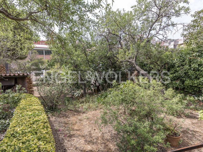 Foto e1c2e8d9-7844-435e-9a07-8d5489d91b30. Terreny residencial a Horta Barcelona