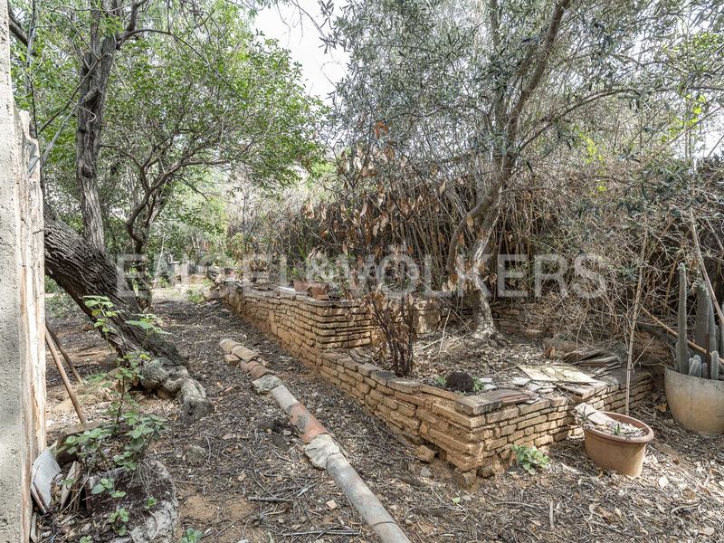 Foto fffab1f7-12fd-4f25-ba91-0c1ae73fa446. Terreny residencial a Horta Barcelona