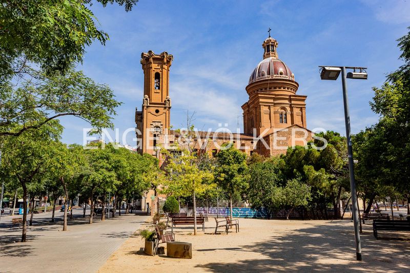 Foto dc43e832-8fe4-4df7-8ec2-8d8d22372158. Pis amb calefacció aparcament a La Salut Barcelona