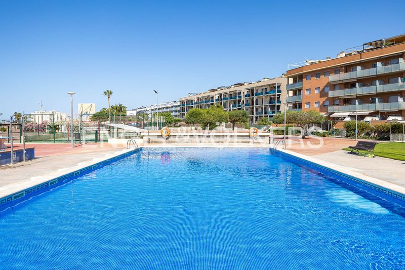 Foto 58f88e1d-2003-468b-8bd8-0ab8ab1845fa. Pis amb calefacció aparcament piscina a Les Salines-Pla de Sant Pere Cubelles