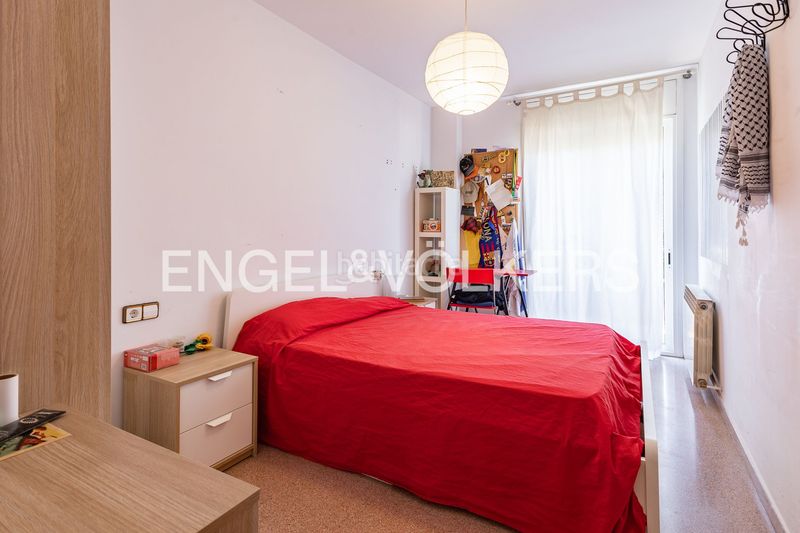 Foto 4074f445-f0e2-4812-8875-9d68dd45a106. Casa amb calefacció aparcament a Martorell