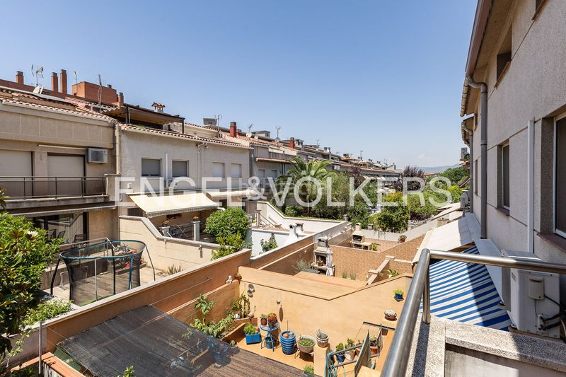 Foto 788a4ed6-a87e-4328-9915-3532e3635650. Casa amb calefacció aparcament a Martorell