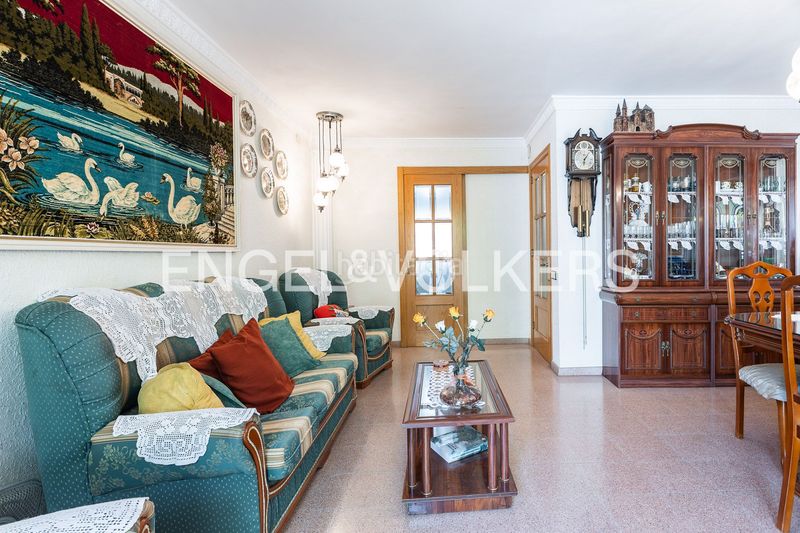 Foto b53fe854-5ea9-48e6-9e71-96aac2ce9806. Casa amb calefacció aparcament a Martorell