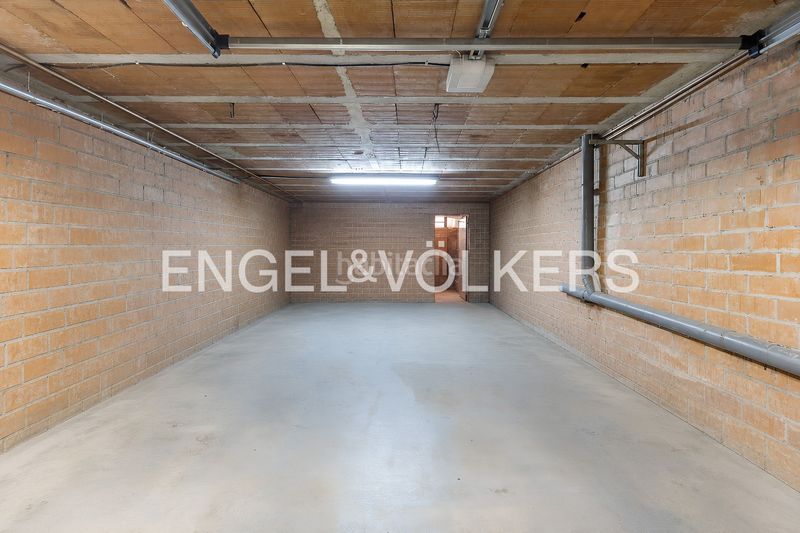 Foto b9f183ec-9552-46e4-9597-a2e807873107. Casa amb calefacció aparcament a Martorell
