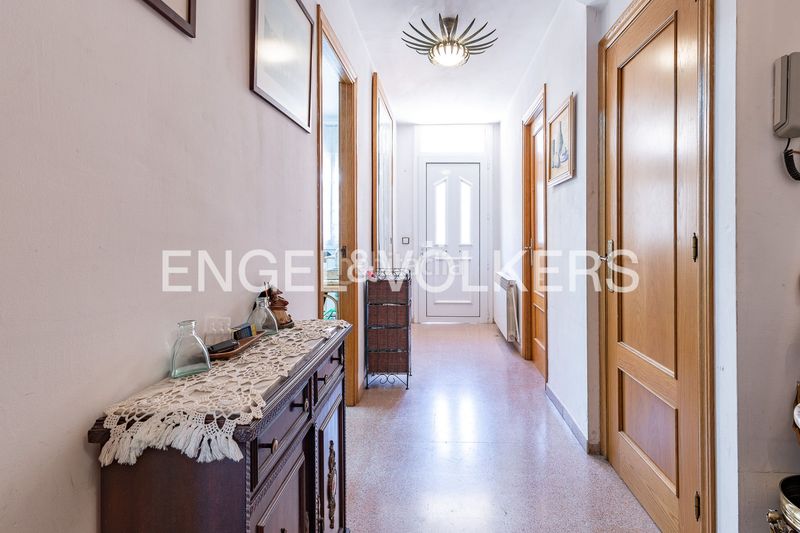 Foto c8c25f1e-9703-49e9-b8e0-0d489c00d5ed. Casa amb calefacció aparcament a Martorell