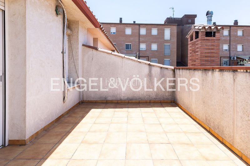 Foto f79928e4-806e-46ec-8413-7ef0b85c1c91. Casa amb calefacció aparcament a Martorell