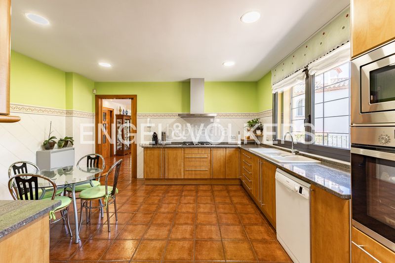 Foto eff317fe-9f2b-4380-bbe0-3829e02685d8. Casa amb calefacció aparcament a Nucli Urbà Argentona