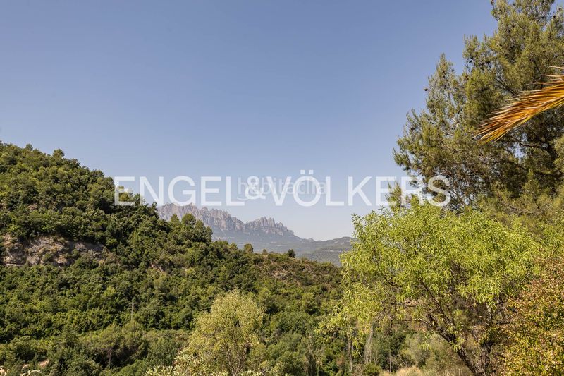 Foto 1842d3be-db1a-4cf8-8586-587106c90ae4. Casa masía exclusiva con máxima privacidad, vistas a montserrat en Castellbell i el Vilar