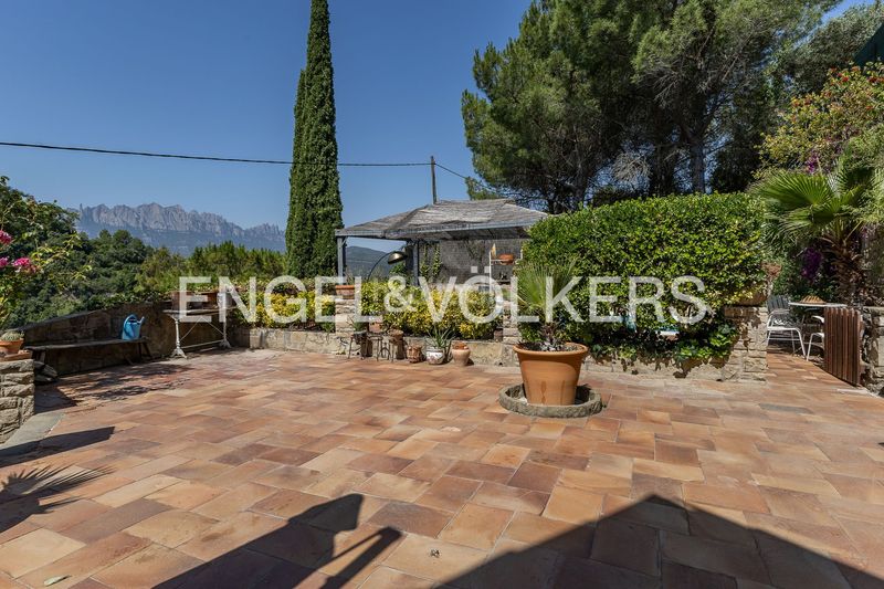 Foto 57cd139d-261d-4be1-82a6-a2a1551d377e. Casa masía exclusiva con máxima privacidad, vistas a montserrat en Castellbell i el Vilar