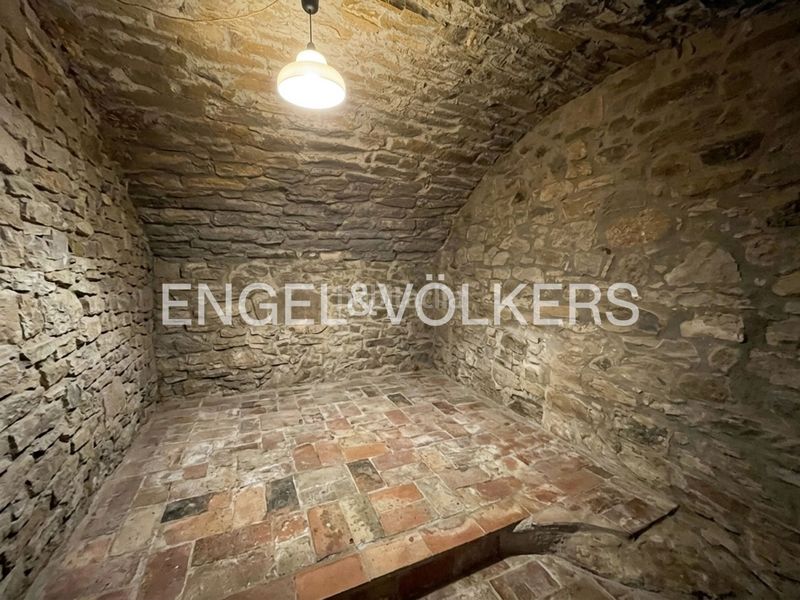 Foto 69a165ac-e900-4250-8d94-39fb51749f62. Casa masía exclusiva con máxima privacidad, vistas a montserrat en Castellbell i el Vilar