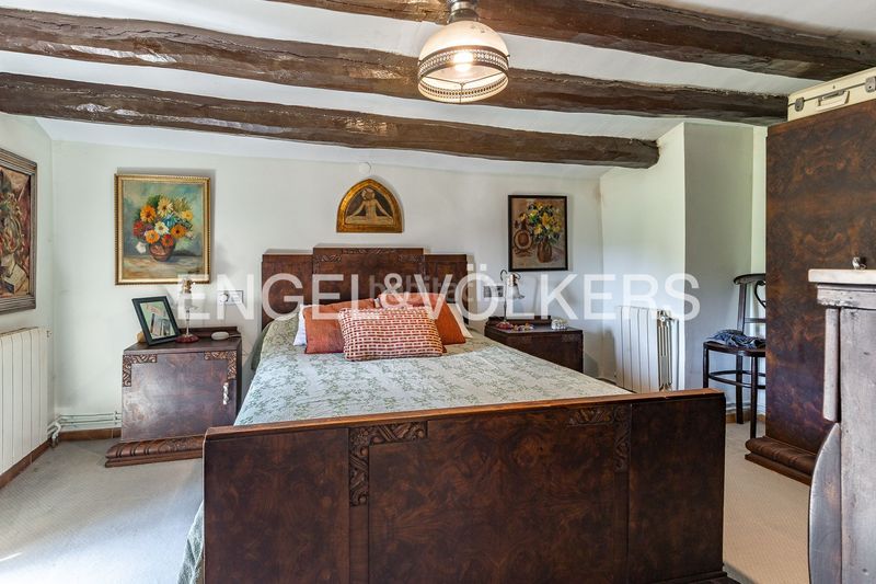 Foto c5888dd9-53ae-411d-accf-e701c683e16c. Casa masía exclusiva con máxima privacidad, vistas a montserrat en Castellbell i el Vilar
