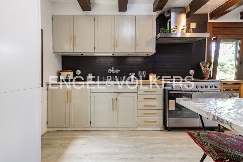 Foto c5e3b7be-d0de-4c83-946d-680f450a6e78. Casa masía exclusiva con máxima privacidad, vistas a montserrat en Castellbell i el Vilar