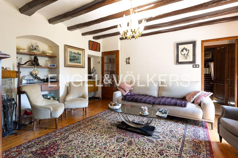 Foto d1229741-f9d2-482c-9158-fb3a6bdcf7f5. Casa masía exclusiva con máxima privacidad, vistas a montserrat en Castellbell i el Vilar