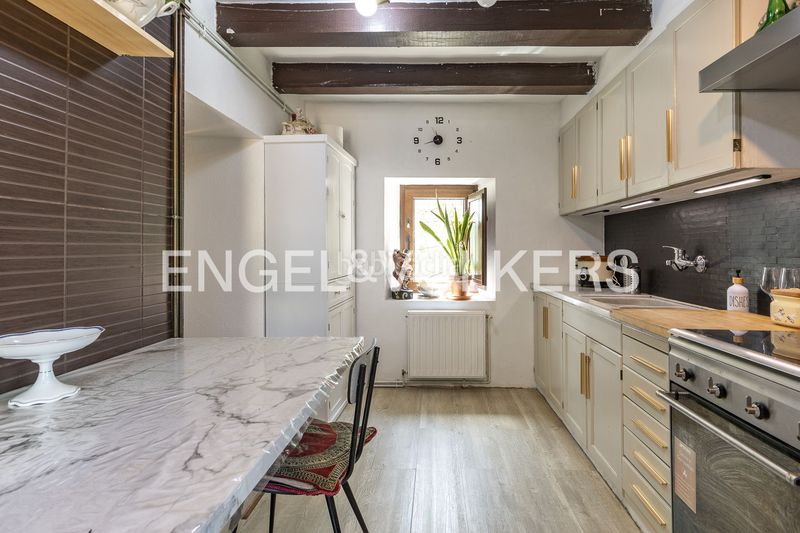 Foto e6335bcd-ad2e-4644-9e1f-ea4d1354ab00. Casa masía exclusiva con máxima privacidad, vistas a montserrat en Castellbell i el Vilar