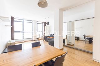 Apartament a Serra d'en Camaró. Encantador apartamento en putxet refugio urbano con patio en el