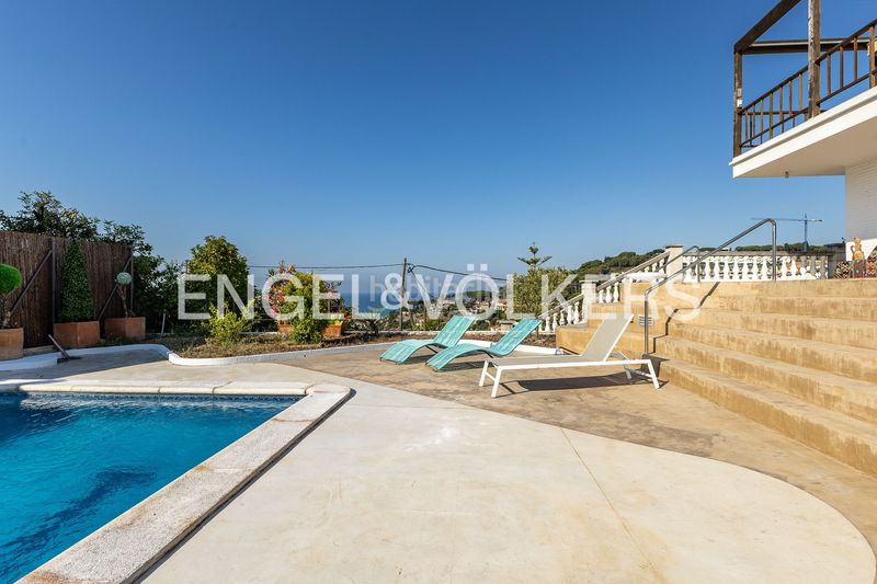 Foto 80a04269-610d-4f6d-94da-98d01ff83fe8. Miete haus mit heizung parking pool in Caldes d´Estrac