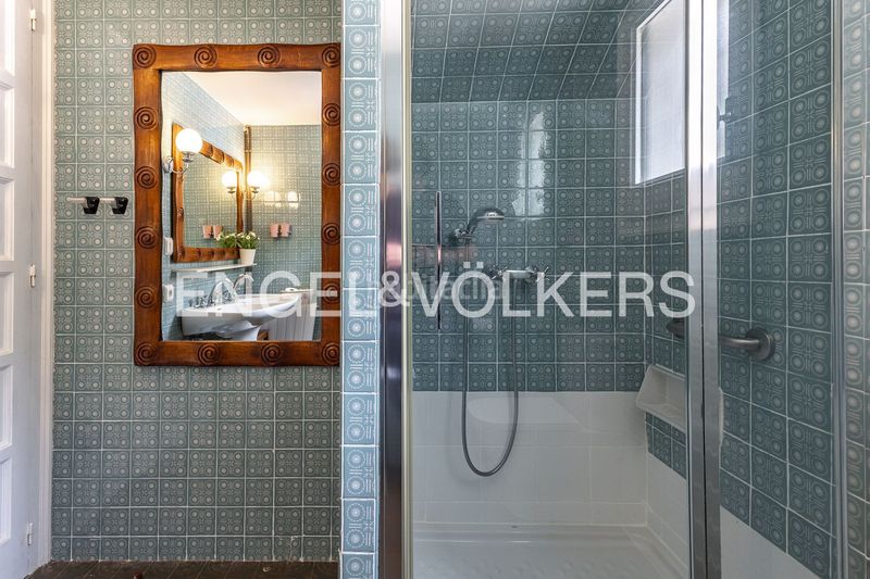 Foto 4ad4d8fe-19b3-414d-a1d0-ef0fa0b125a4. Casa amb calefacció aparcament piscina a Premià de Dalt