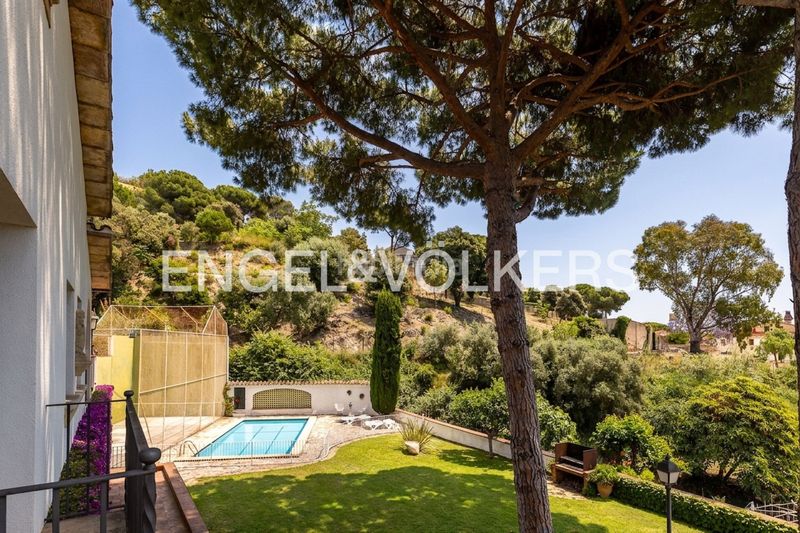 Foto fb7d1cd5-1495-427b-a356-da17d8889e8f. Casa amb calefacció aparcament piscina a Premià de Dalt