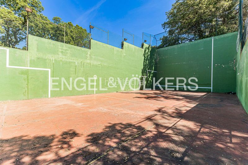Foto 35647b28-b504-403e-99a9-529bb22257ac. House with heating parking pool in Rocaferrera Sant Andreu de Llavaneres
