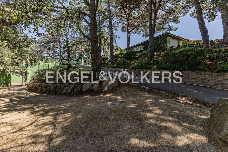 Foto 42eb8272-30a4-40e0-bfda-232b875302be. House with heating parking pool in Rocaferrera Sant Andreu de Llavaneres