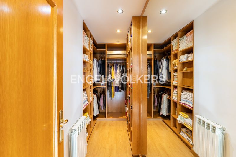 Foto 423ea06b-56e0-4648-a2e1-d83154a96dd3. Casa amb calefacció aparcament a Les Creus Pineda de Mar