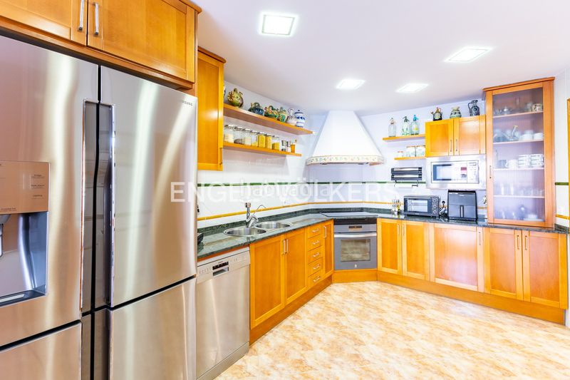 Foto f735d687-cd05-4b92-a47e-933c095a2456. Casa amb calefacció aparcament a Les Creus Pineda de Mar